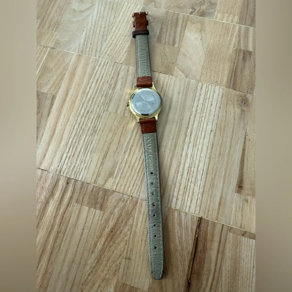 Vintage Claremont ladies two tone penny face watch NEW BATTERY